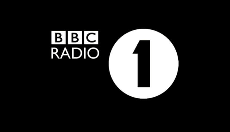 Direct Link to Radio 1 "Listen Live" Online Stream